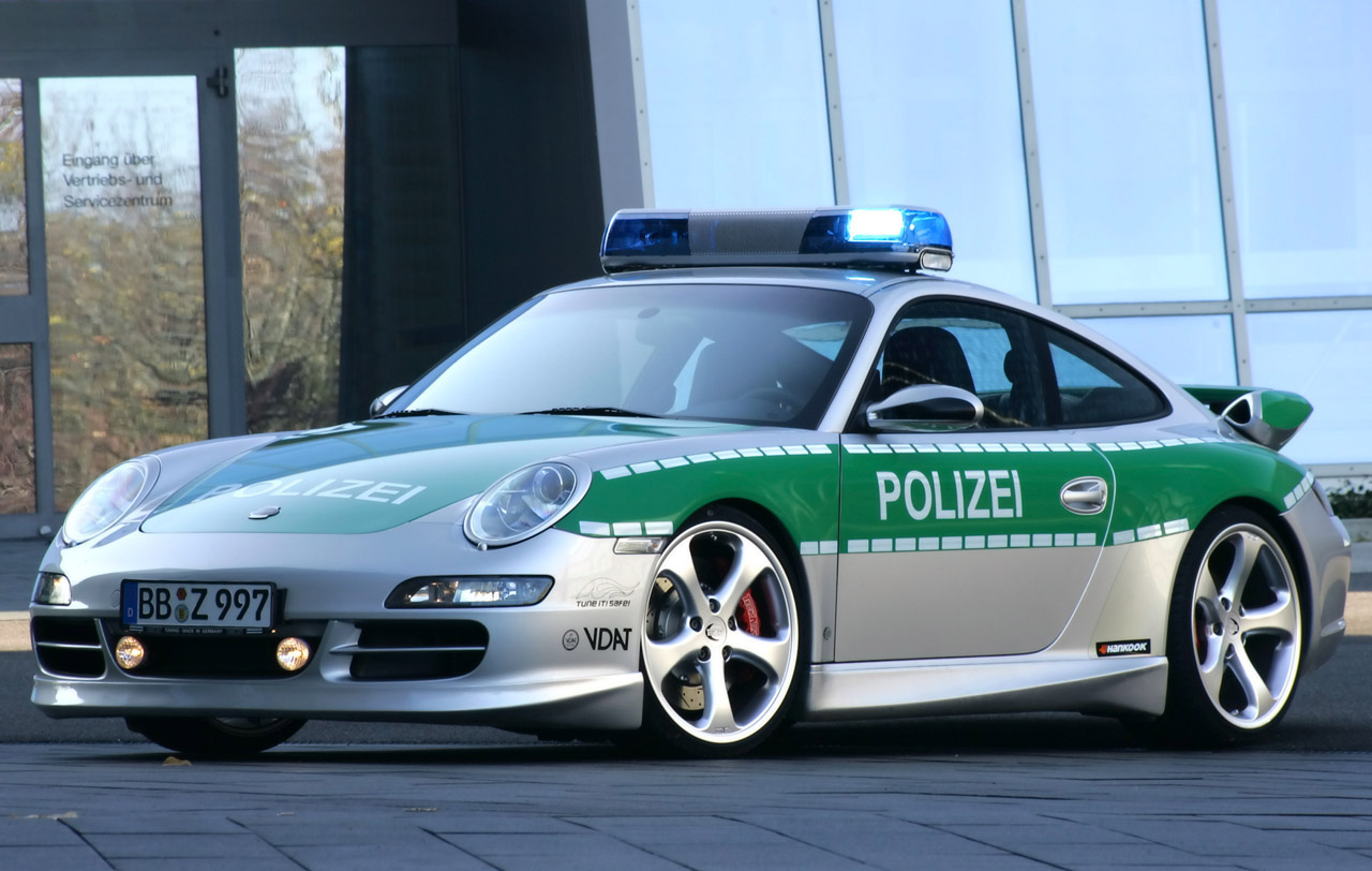 [2005-Techart-911-Carrera-Police-Car-Porsche-SA-1280x960.jpg]